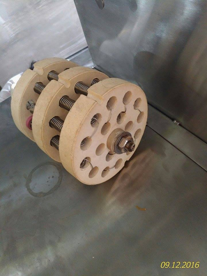 Điện trở sứ tổ ong
